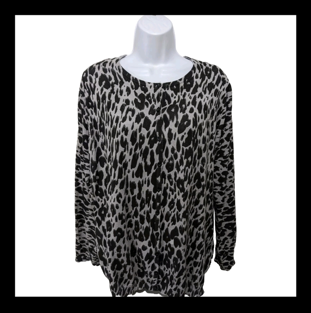 NWOT Jessica Howard Leopard Print Cardigan Sweater Long Sleeve Button 1X 18/20
